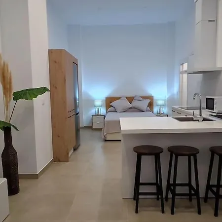 Estudio Moderno En Barrio Tipico Cordobes Appartamento Cordova