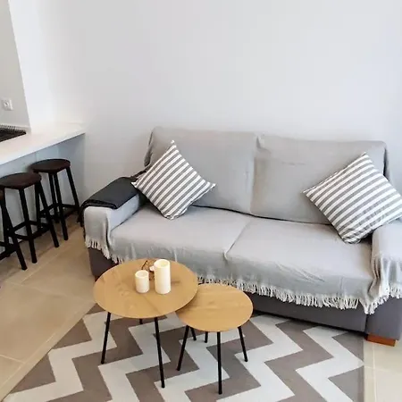 Estudio Moderno En Barrio Tipico Cordobes * Cordova